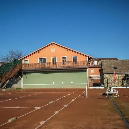 Hotel Amálka U řípu 3*