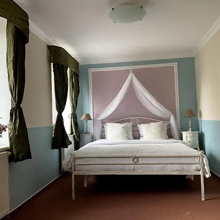 Amalka U Ripu Hotel Straškov