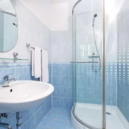 Amálka U řípu 3* Straškov