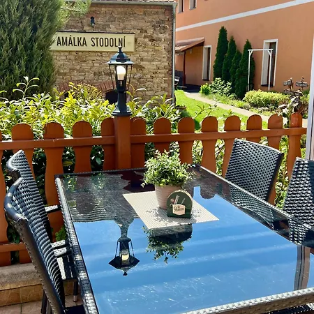 Hotel Amálka U řípu 3*