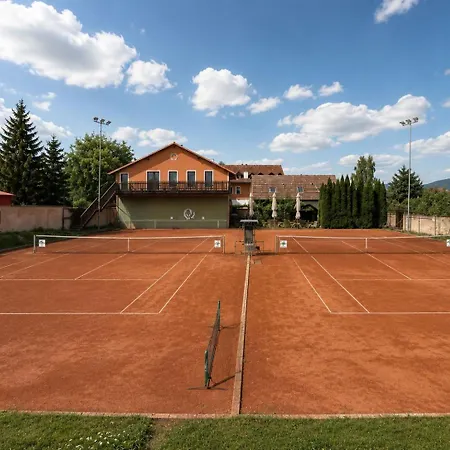 Amalka U Ripu 3* Straškov